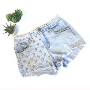 Stud denim shorts